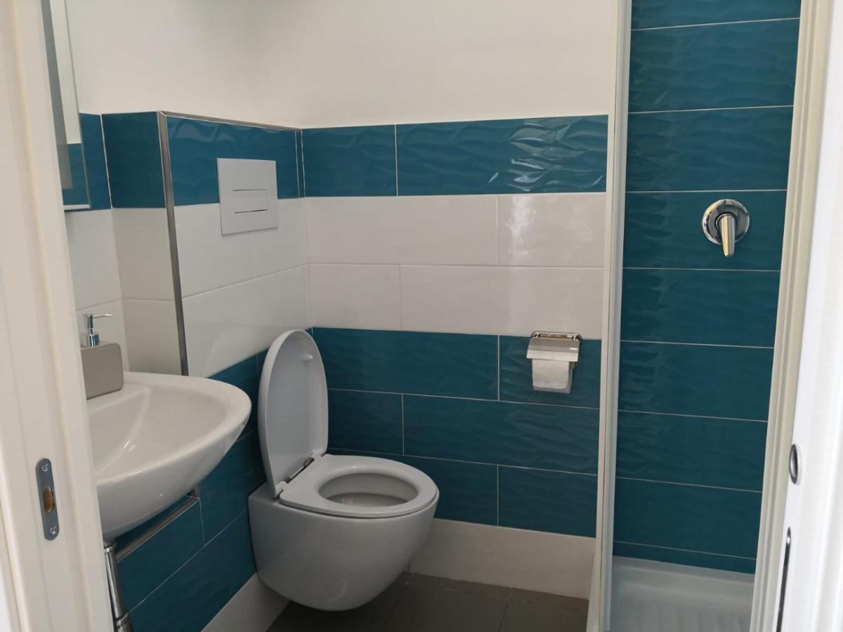 Casa Umberto Acomodação com café da manhã Salerno Exterior foto